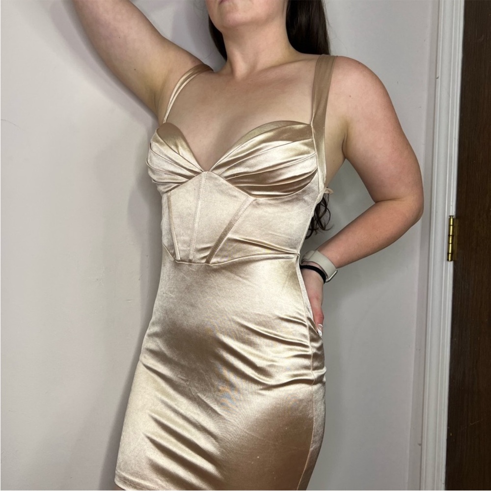 Selfie Leslie Bodycon Bustier Mini Dress in Champagne Size XS NEW With Tag - Picture 7 of 12